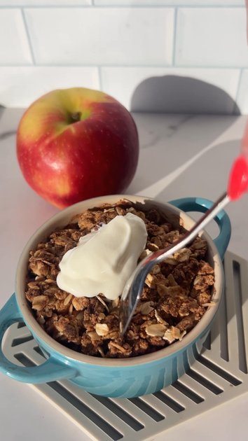 Single Serve Apple Breakfast Crumble | alicelovesbreakfast