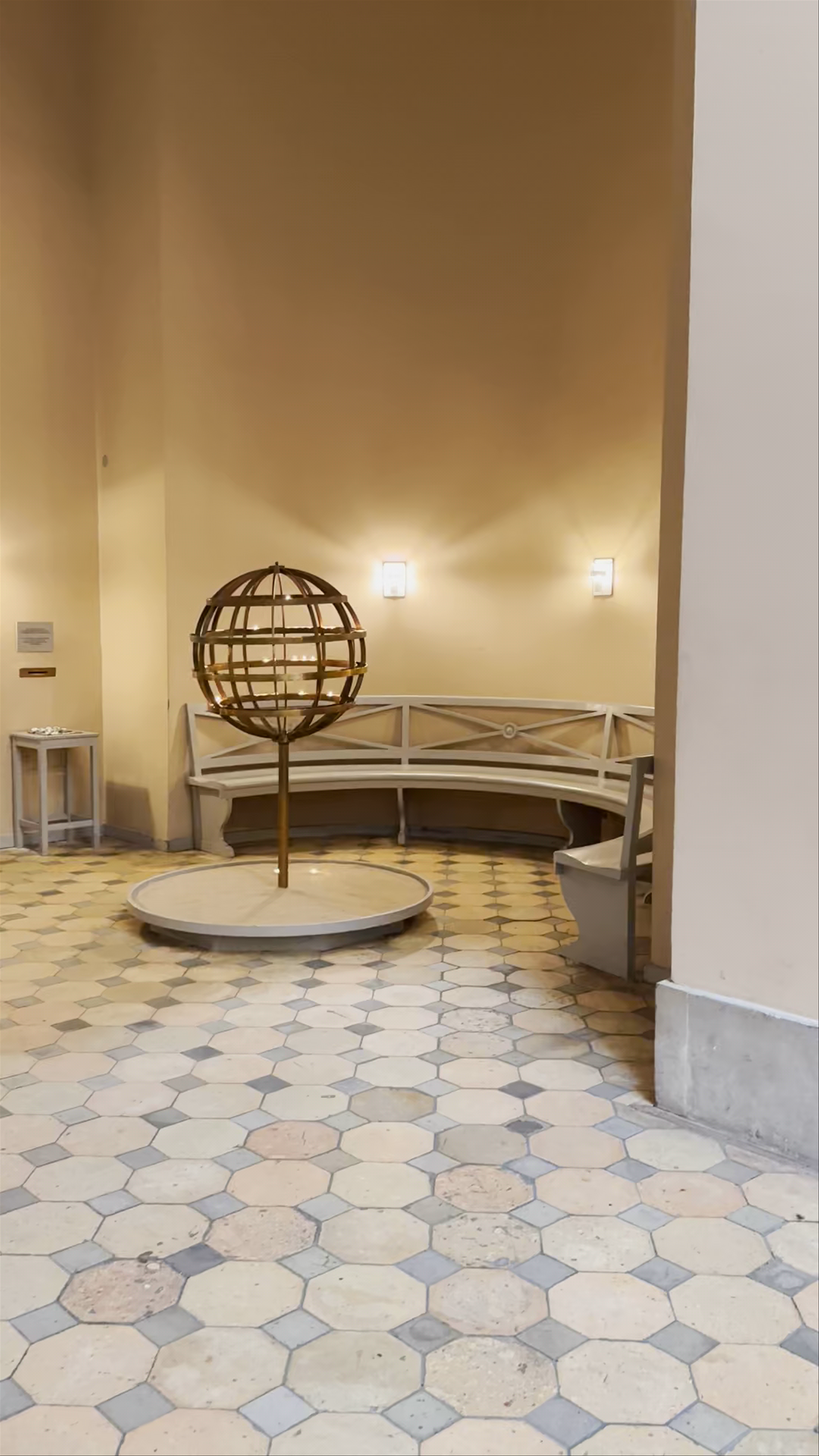 Vor Frue Kirke: Timeless Serenity in Copenhagen’s Historic Cathedral
