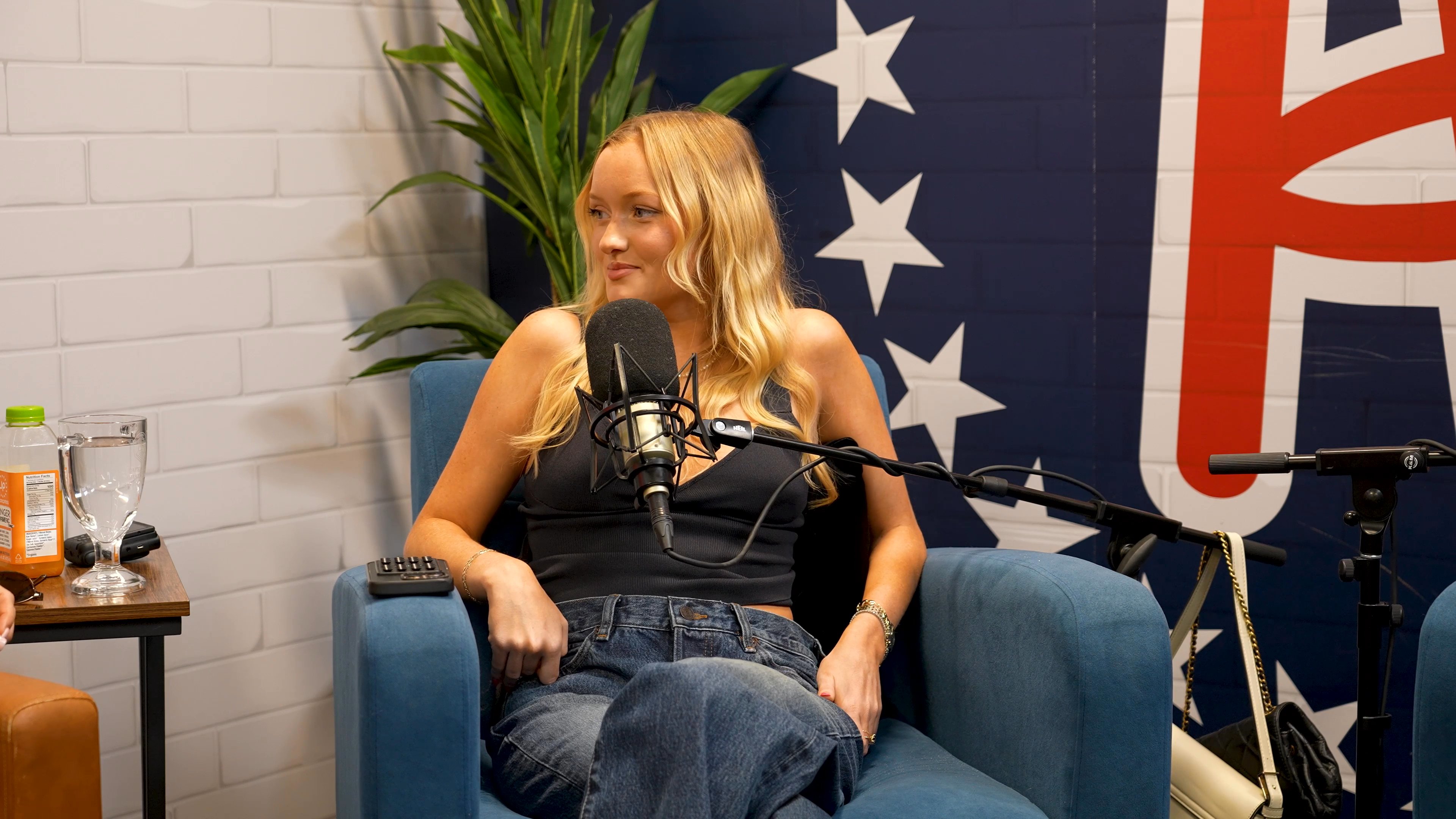 KYLIE JENNER’S KNICKS UNIFORM & FASHION TRENDS W/ HANNAH LIZZY | In The Slot S3 Ep.15