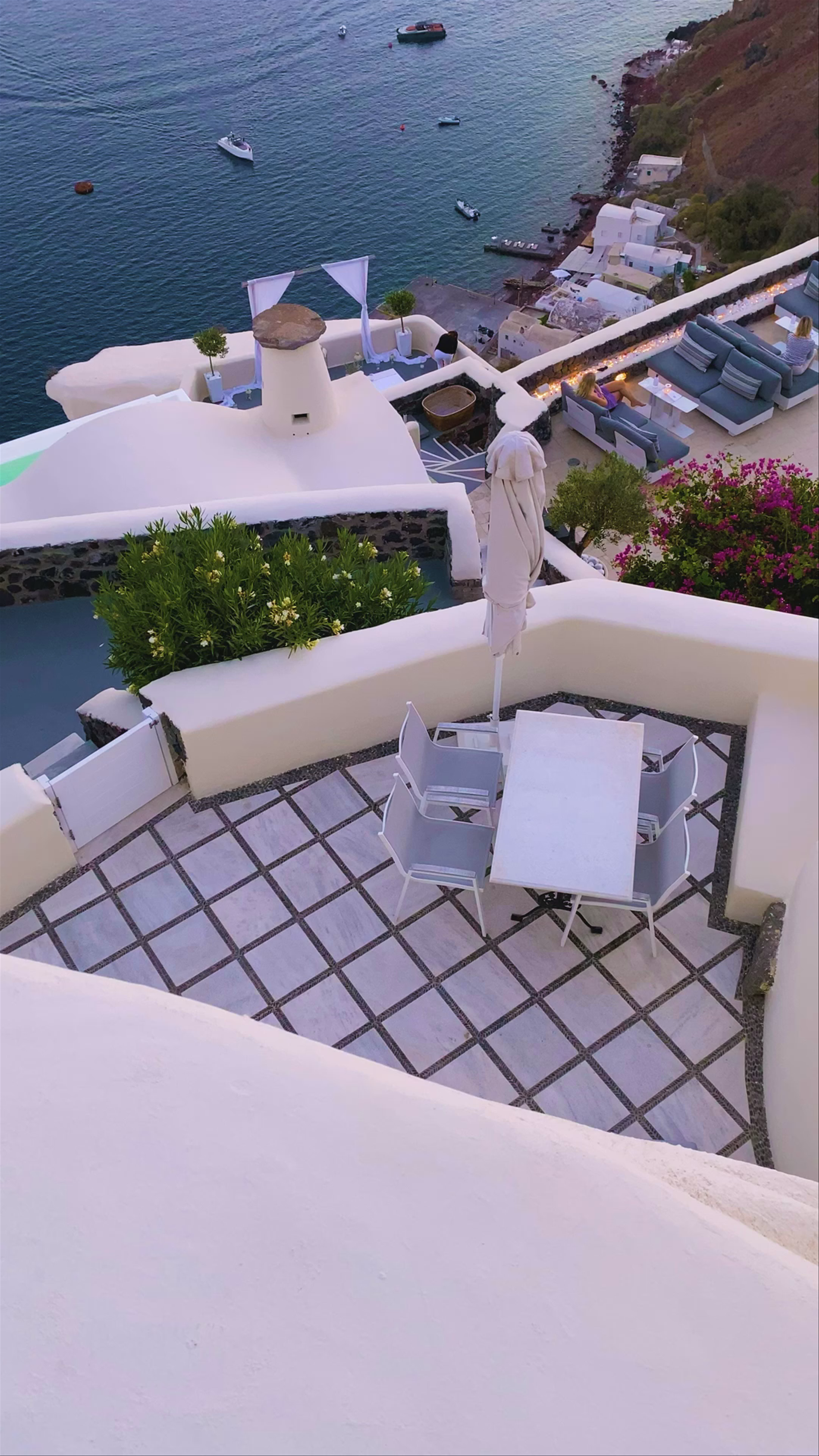 Canaves Oia Suites