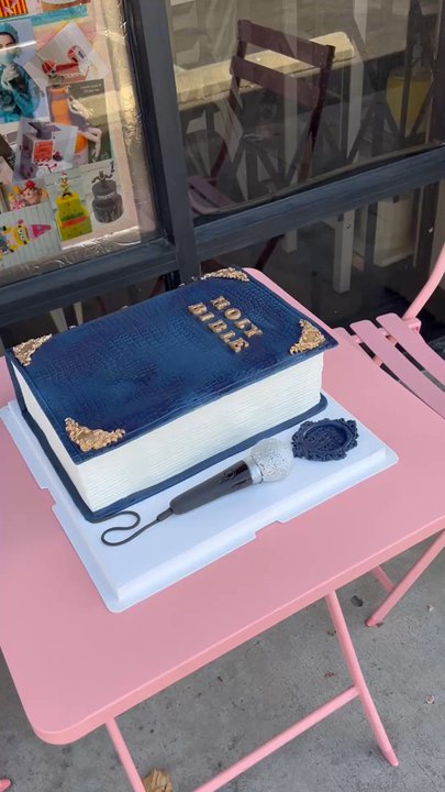 Cake Playhouse - Custom Cakes Near Me - Artesia, California