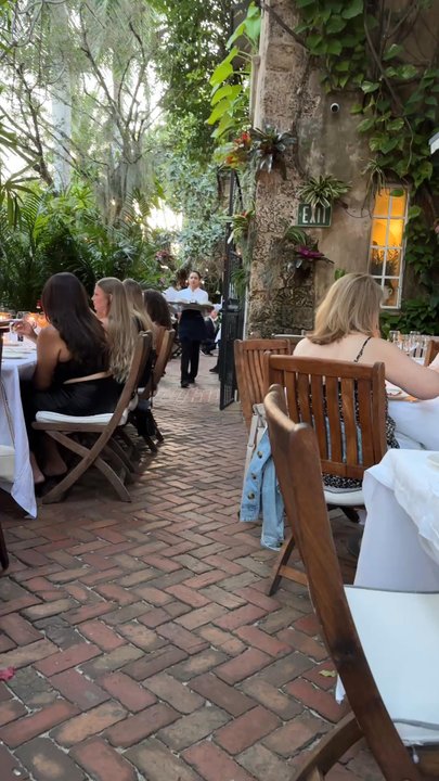 Casa Tua - Beautiful garden - Italian Near Me - Miami Beach, Florida