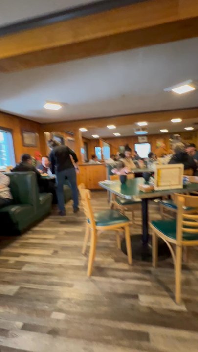 Michael D's Eatery - Inside on a late Thursday morning in winter. - American Near Me - Coeur d'Alene, Idaho