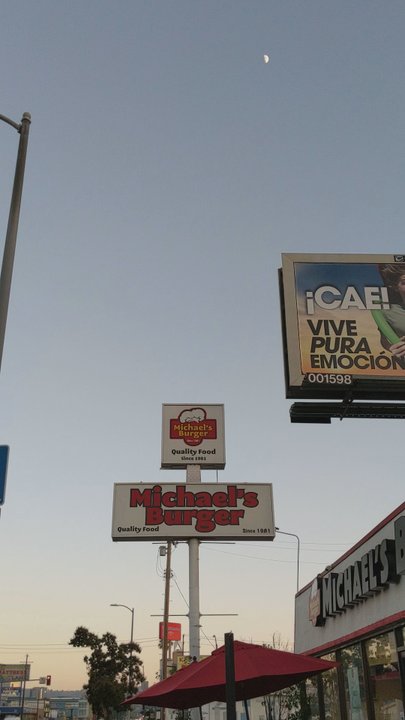 Michael's Burger - Outside - Burgers Near Me - Canoga Park, California