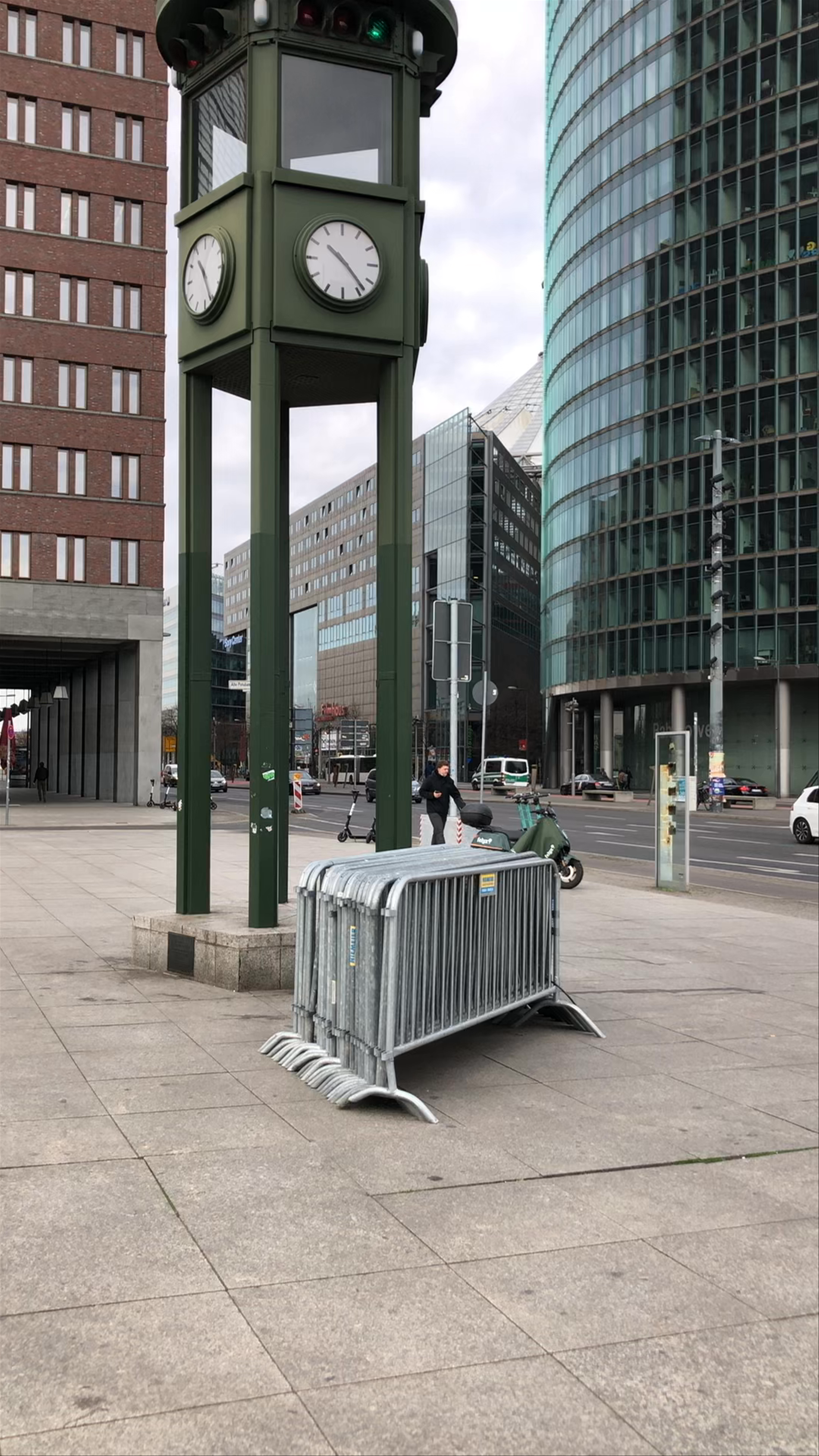 Potsdamer Platz: Urban Pulse of Berlin