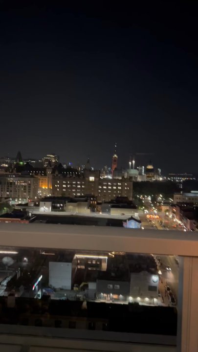 Copper Spirits & Sights - Rooftop bar copper and spirits Anday hotel - Cocktail Bars Near Me - Ottawa, Ontario