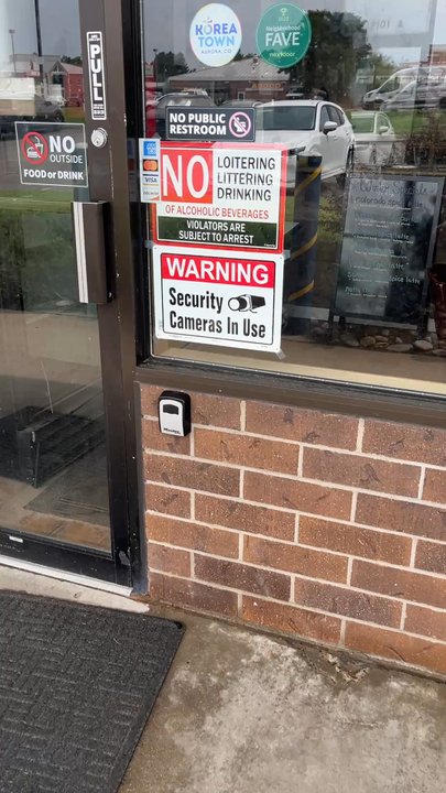 Beantree Coffee - Non Operating business when it is suppose to be open based on Google and Yelp hours. Door is locked and customers cannot even go in. - Coffee & Tea Near Me - Aurora, Colorado