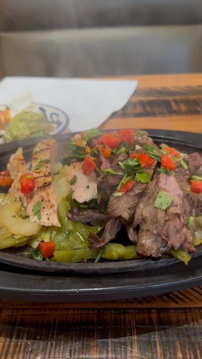 Cantina Laredo - Chicken and beef combo fajitas - Mexican Near Me - Sandestin, Florida