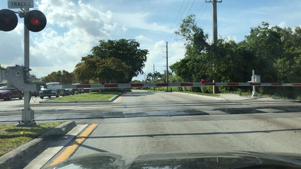 Tri-Rail - Trains Near Me - Pompano Beach, Florida