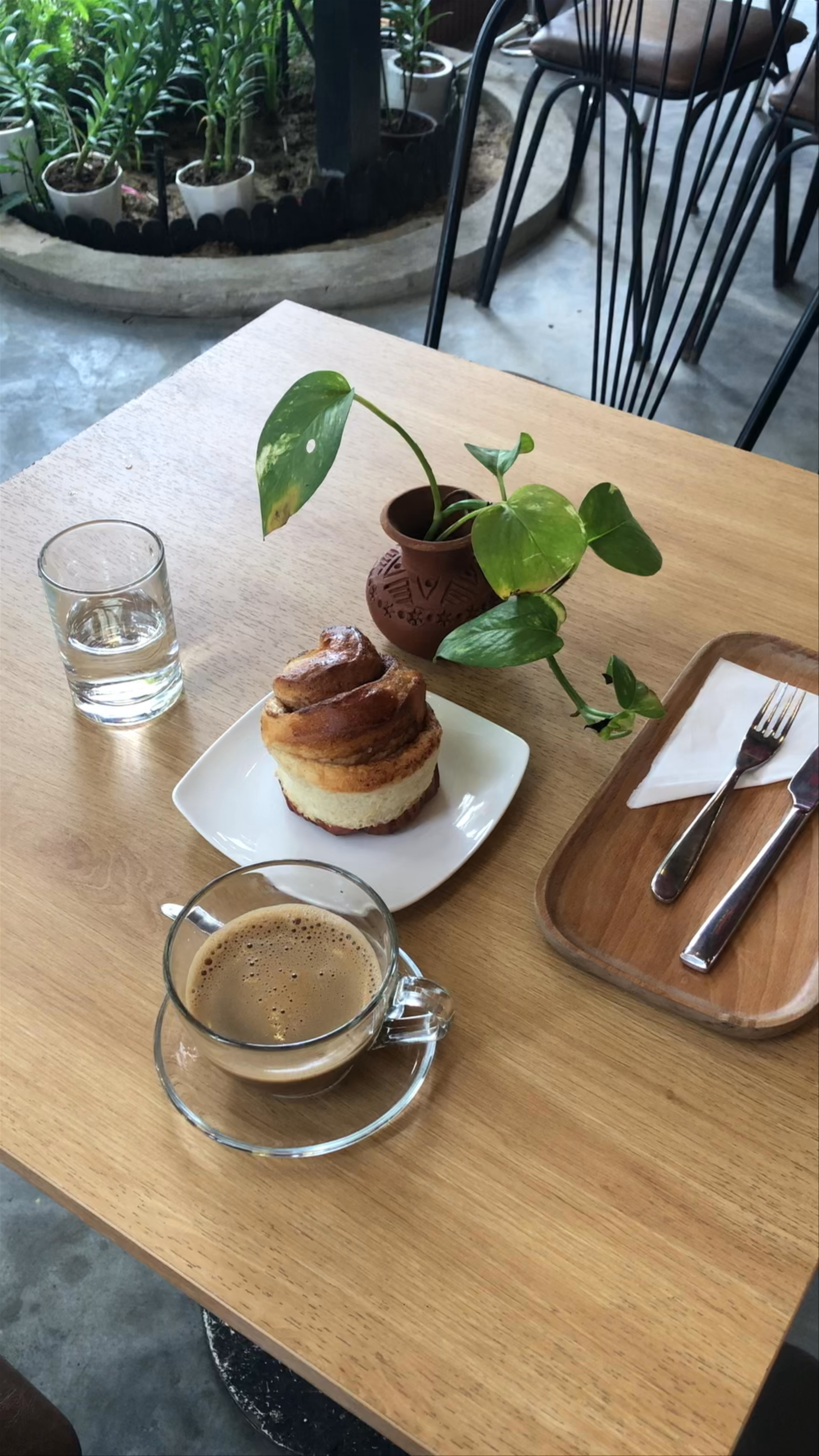 SEIS Bakery & Coffee: Cozy Vibes in Huế's Charming Coffee Spot