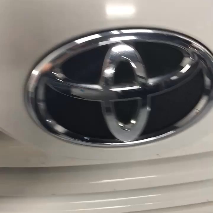 APE Luxury Auto Spa - Left is before ceramic coating and right is after - Auto Detailing Near Me - Santa Rosa, California