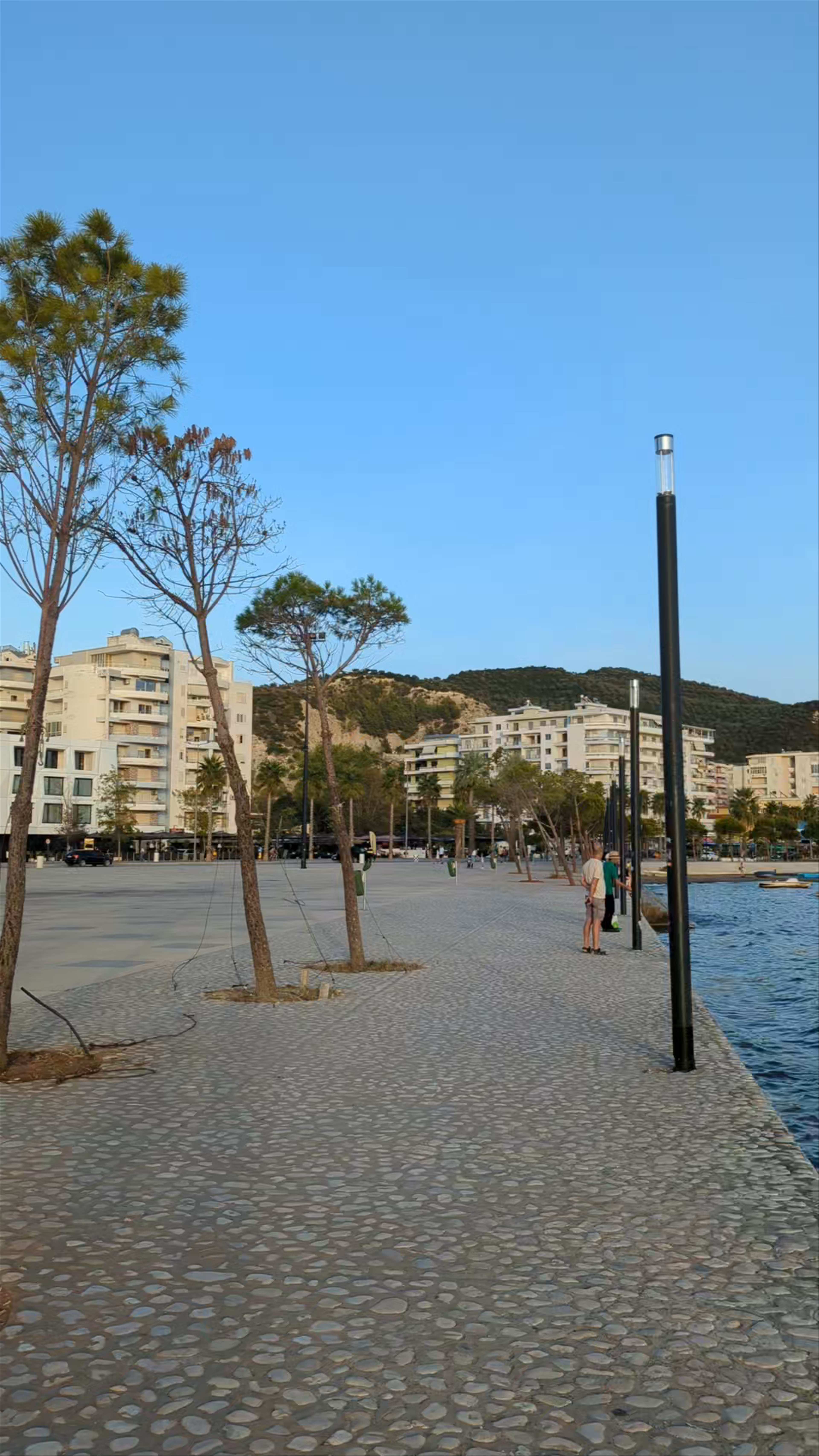 Lungomare -Uji i ftohtë Vlorë