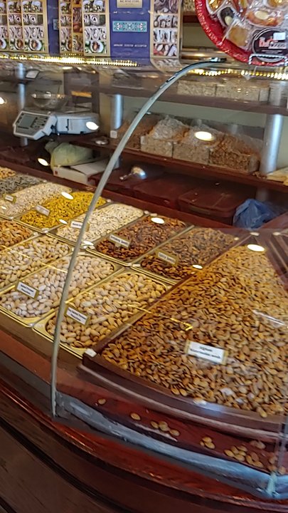 The Nut House - If you're in Chicago and don't come to the Nuthouse, you're nuts - Chocolatiers & Shops Near Me - Bridgeview, Illinois
