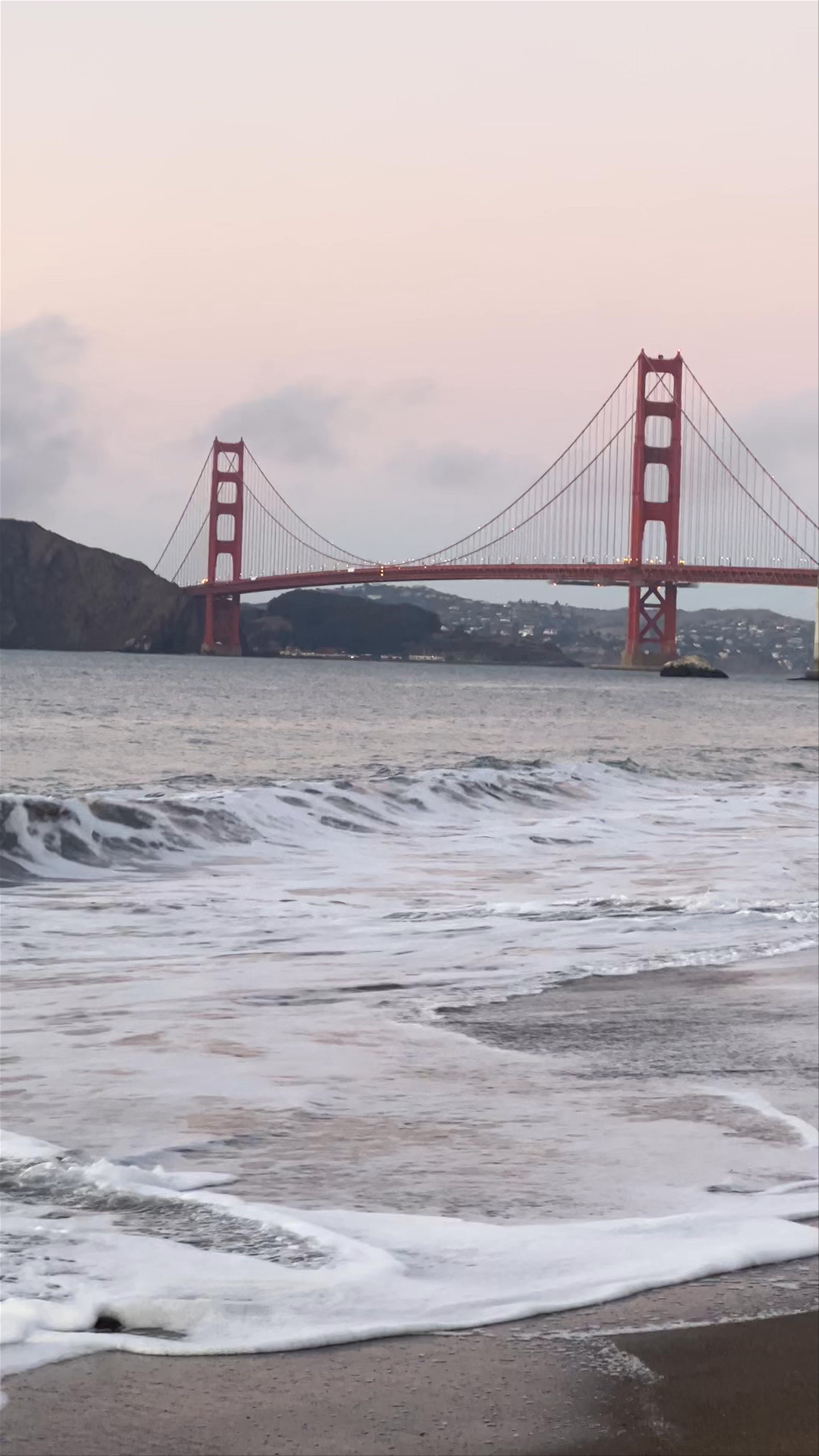 Baker Beach Sunset: Majestic Golden Gate Views in San Francisco