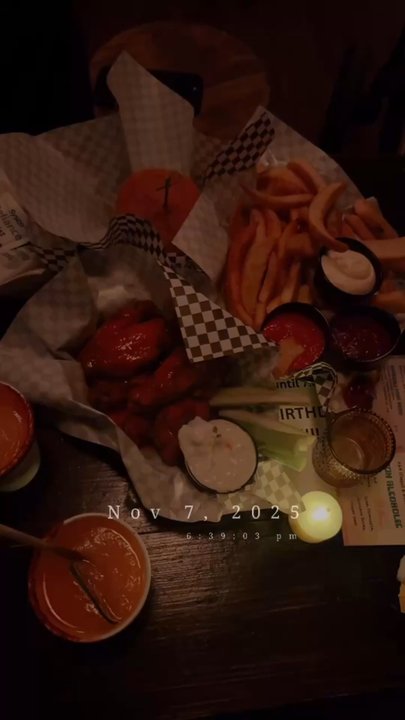 Vacations - Fries and wings - Cocktail Bars Near Me - Brooklyn, New York