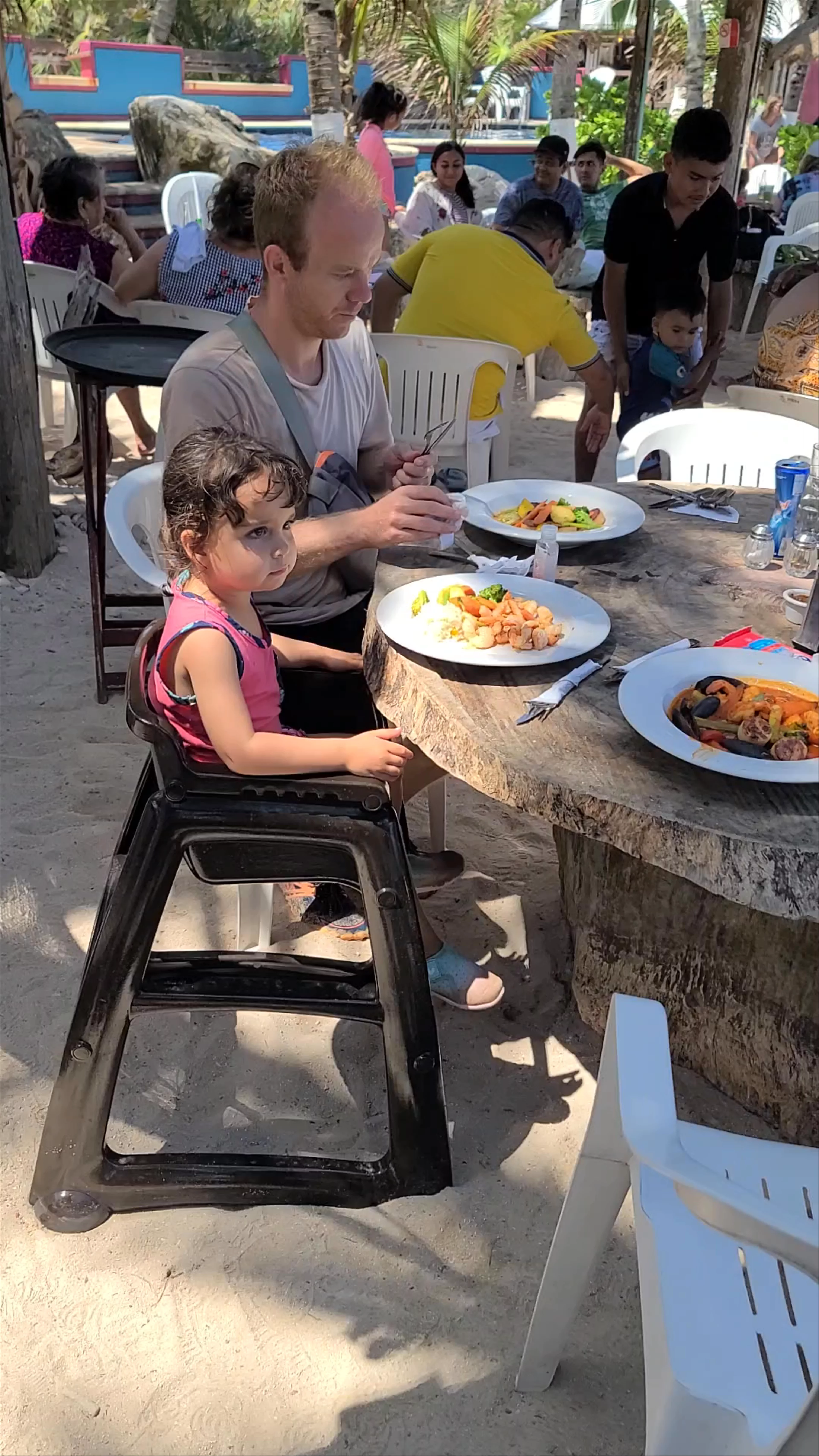 La Buena Vida, North Beach Road