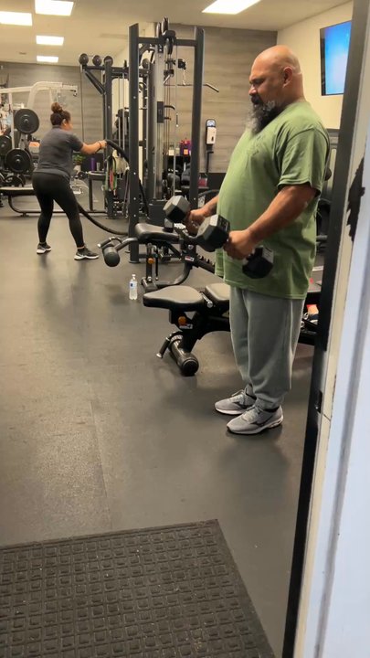 Iconiq Training Facility - Now taking New Clients We offer 1:1 Personal Training & Group Weight Training Sessions Call Us to schedule your free session - Trainers Near Me - Fontana, California