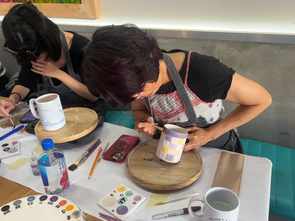 Soulland lab - Making Art on mug - Paint & Sip Near Me - Orange, California