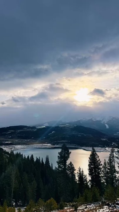 Loveland Pass - A video of my view - Hiking Near Me