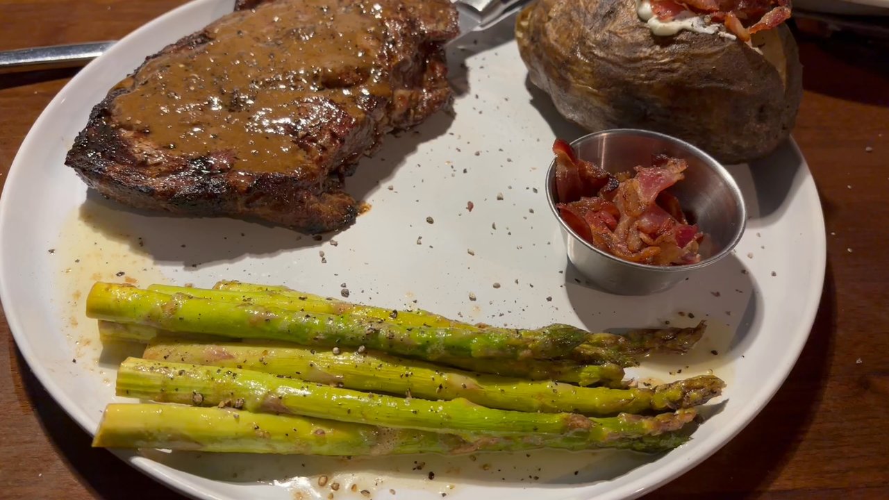 Patini's Grill - Yummmm - American Near Me - Stanwood, Washington