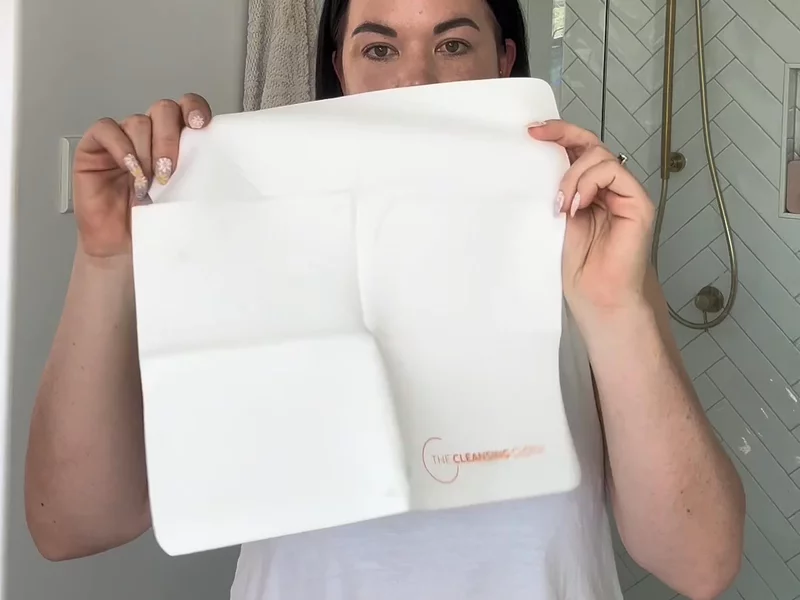 The Cleansing Cloth