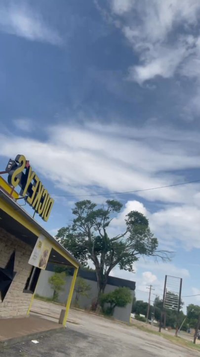 Dickey's Barbecue Pit - overcharging its african American customers while giving the public kiddy portions but  supersizing white customers. - Barbeque Near Me - Corsicana, Texas