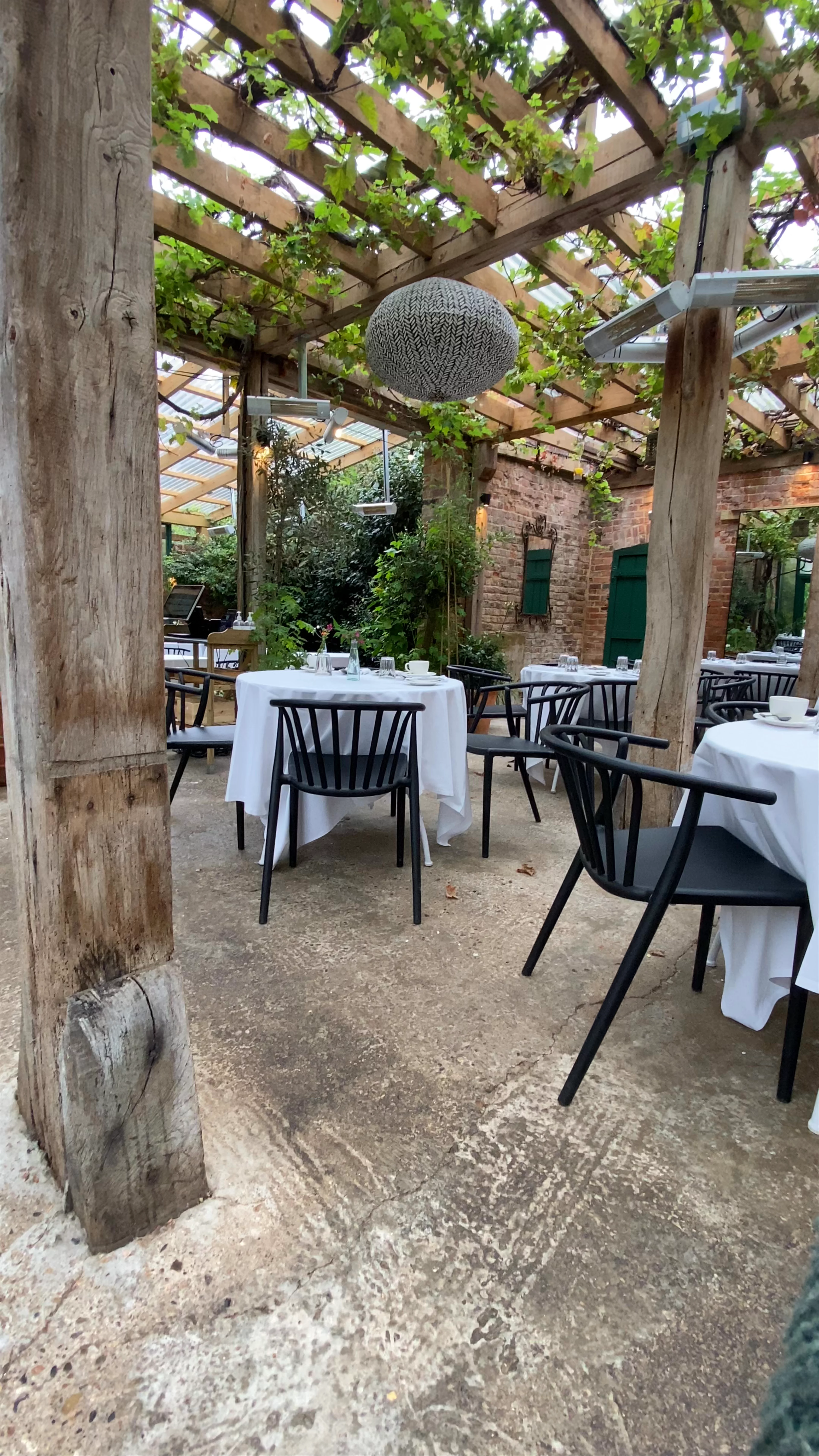 Updown | Restaurant & Rooms
