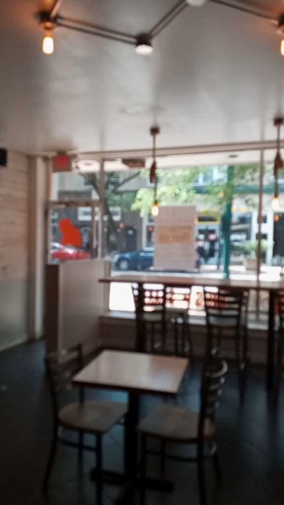 Crisp Chikn - What a nice place to hang out! - Chicken Shop Near Me - Lansdowne, Pennsylvania