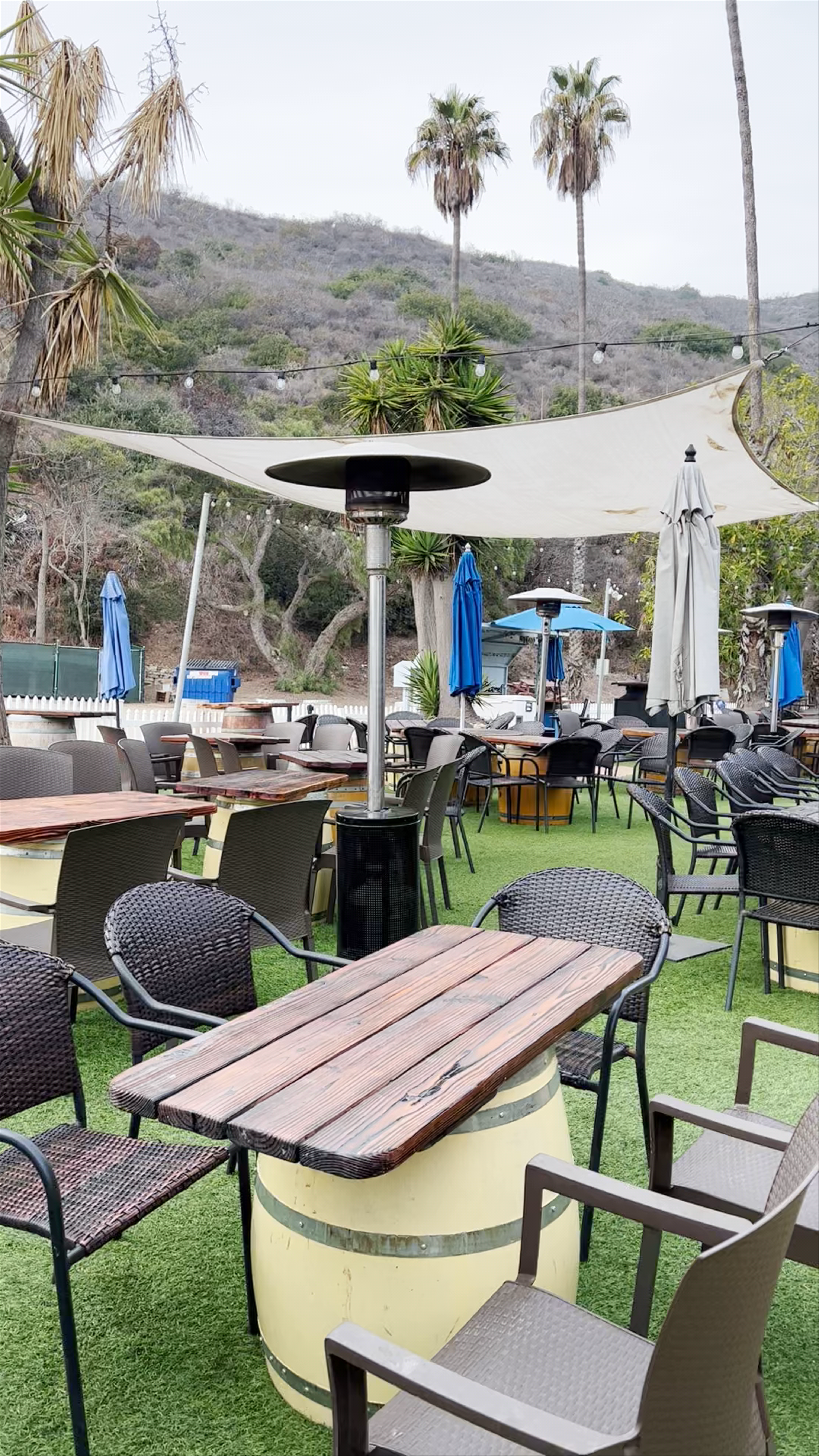 Rosenthal Wine Bar & Patio: Relaxed Coastal Vibes in Malibu
