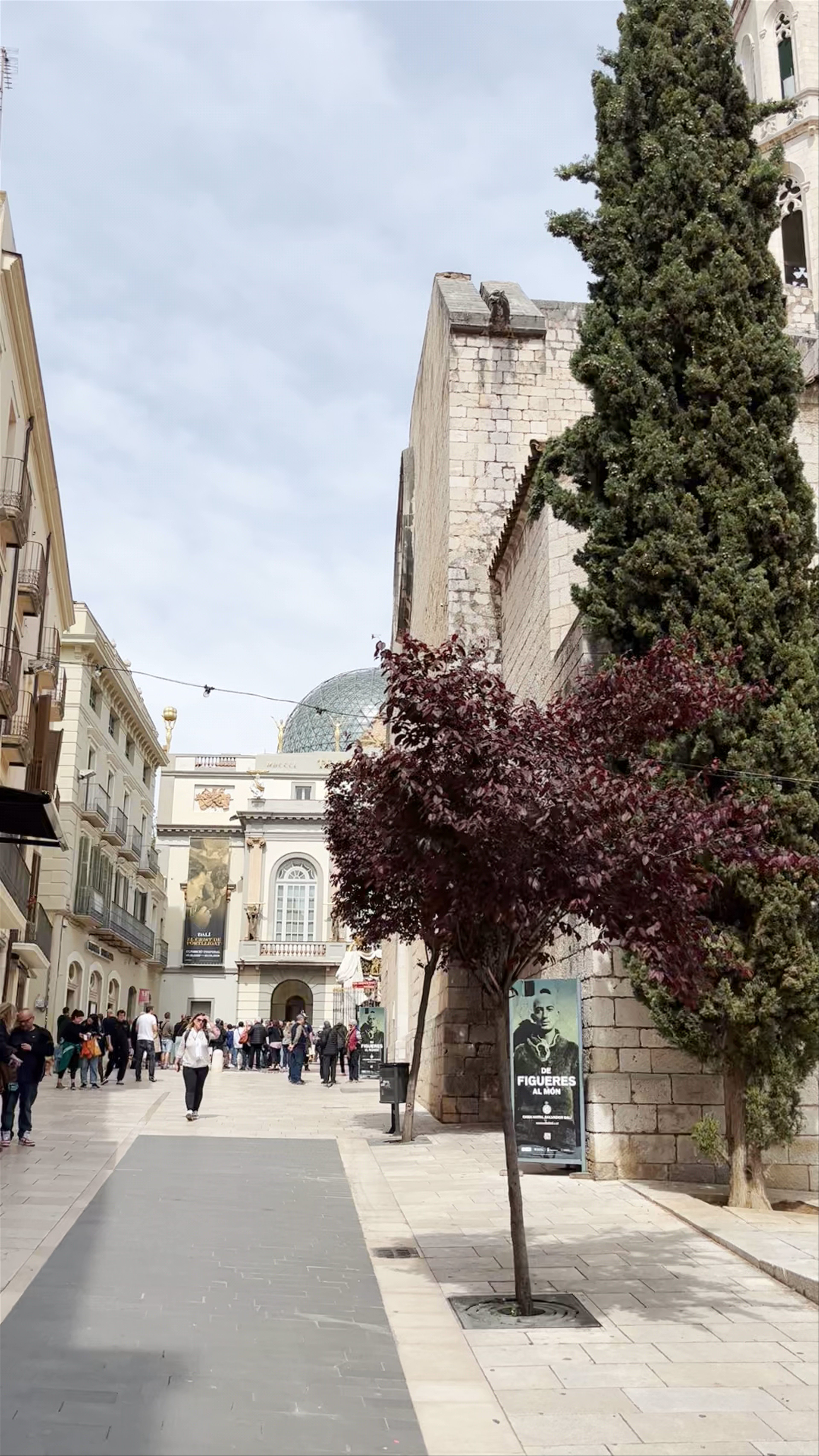 Exploring the Historic Heart of Figueres at Església de Sant Pere