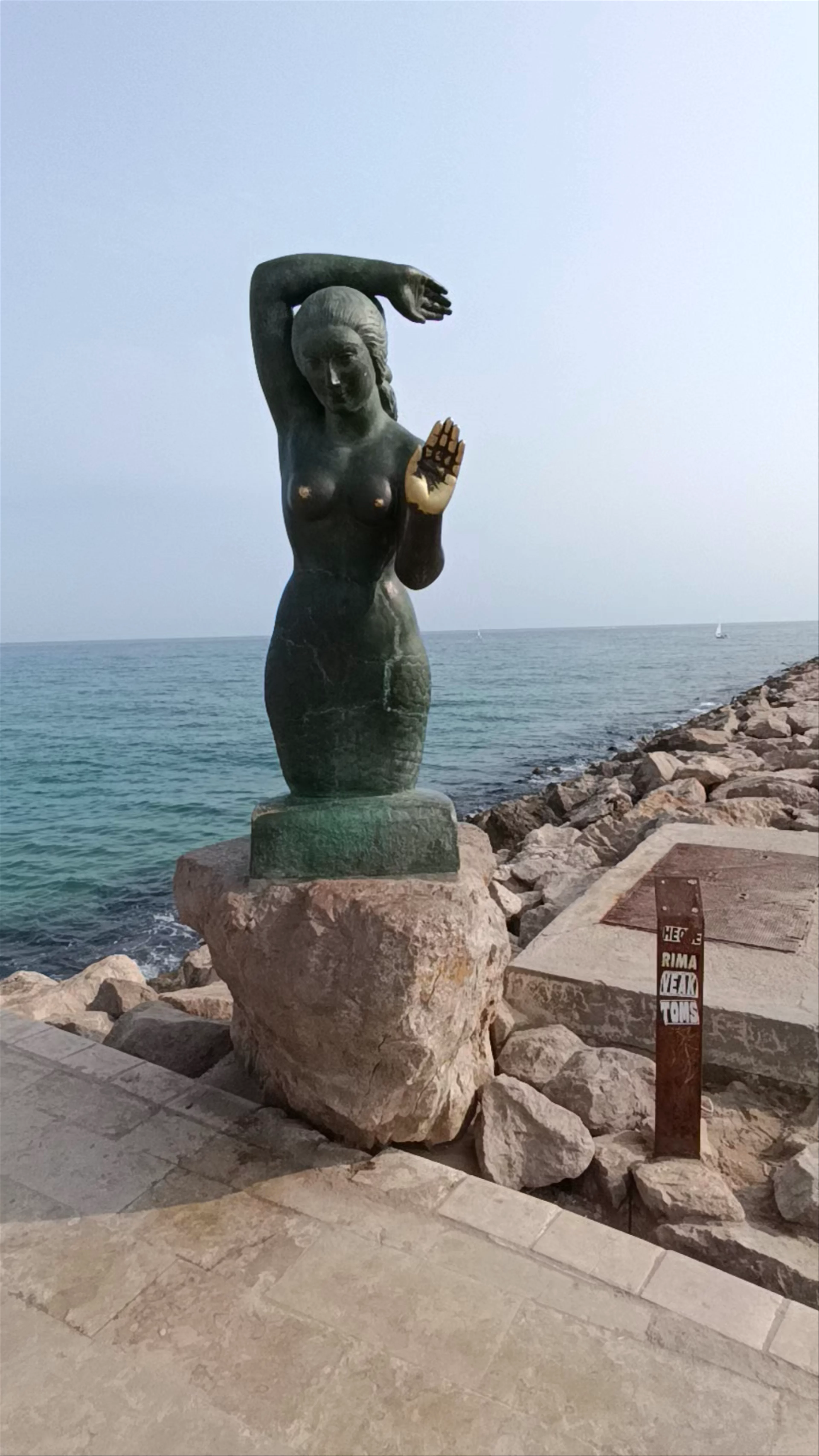 La Sirena Statue, Sitges