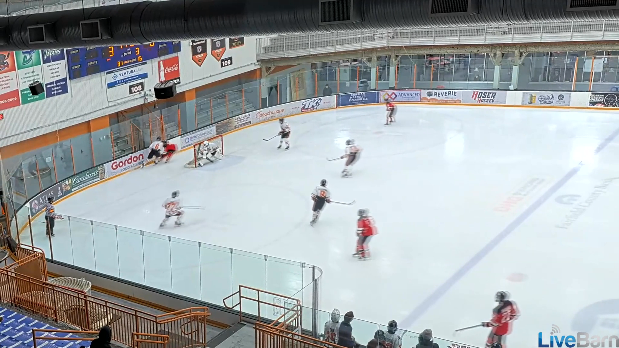 Brayden Tait's  Hit - Danbury Jr. Hat Tricks 16U AAA Highlights