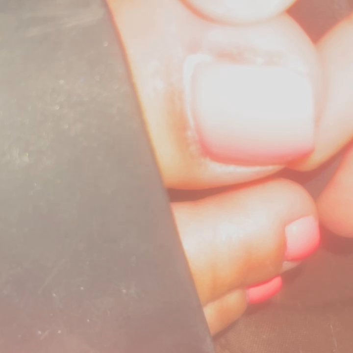 Nail Club - Disgusting never will I go there again - Nail Salons Near Me - Chicago, Illinois