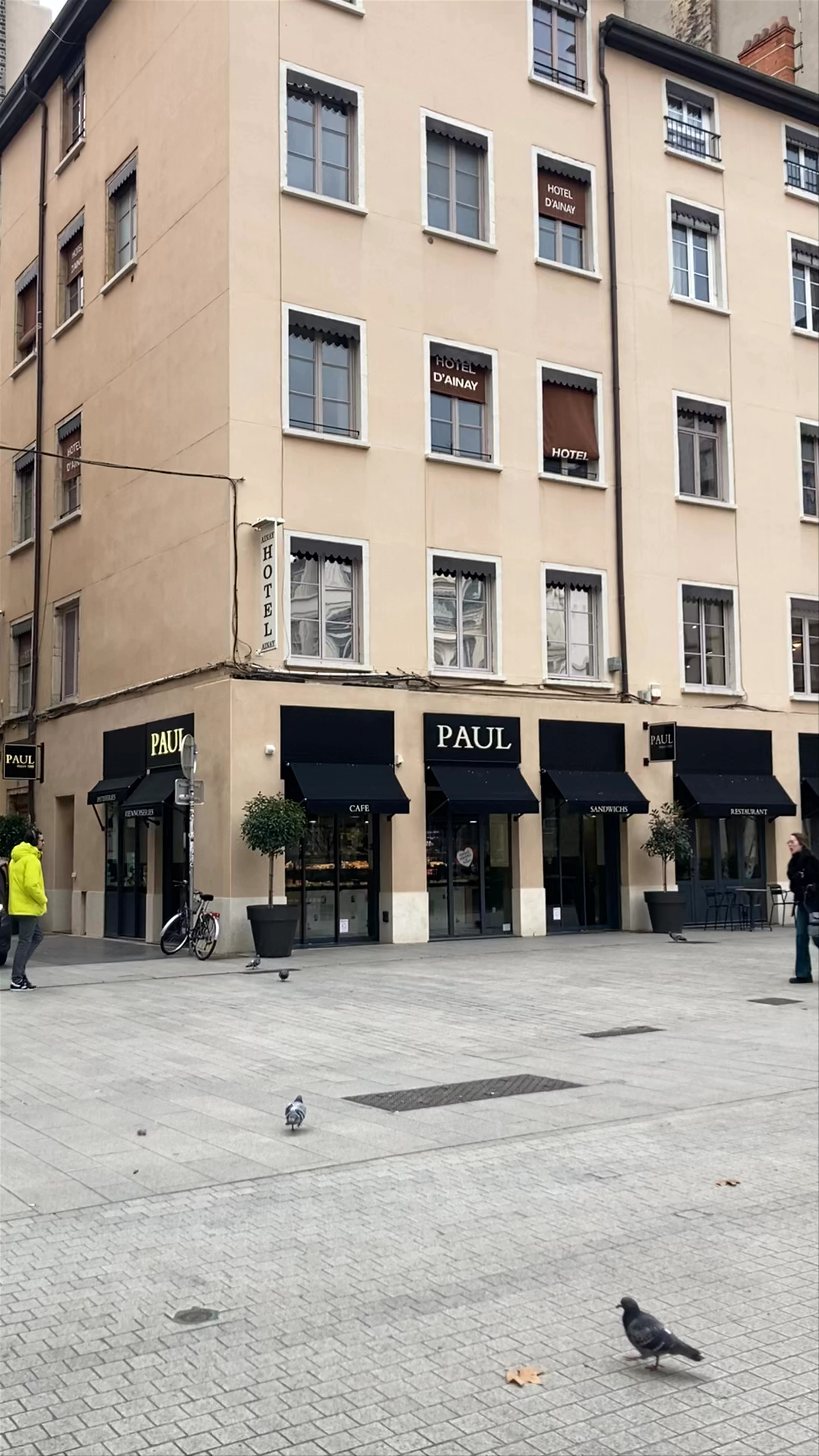 Place Ampère