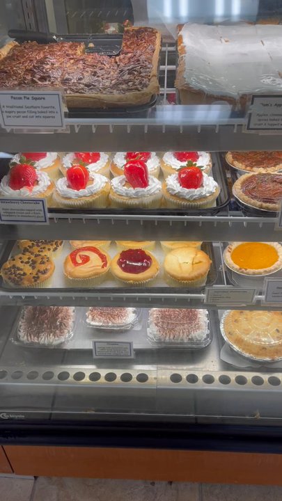 Moreno Bakery - Bakeries Near Me - Brandon, Florida