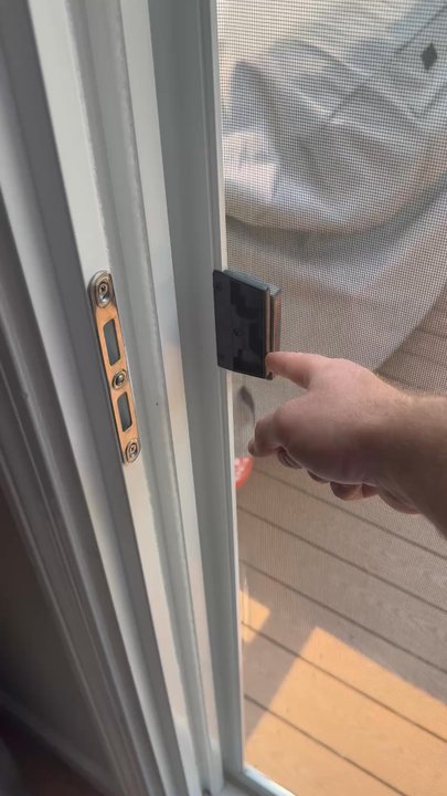 Cpr roofing an construction - slider door not sitting even when closed - Roofing Near Me