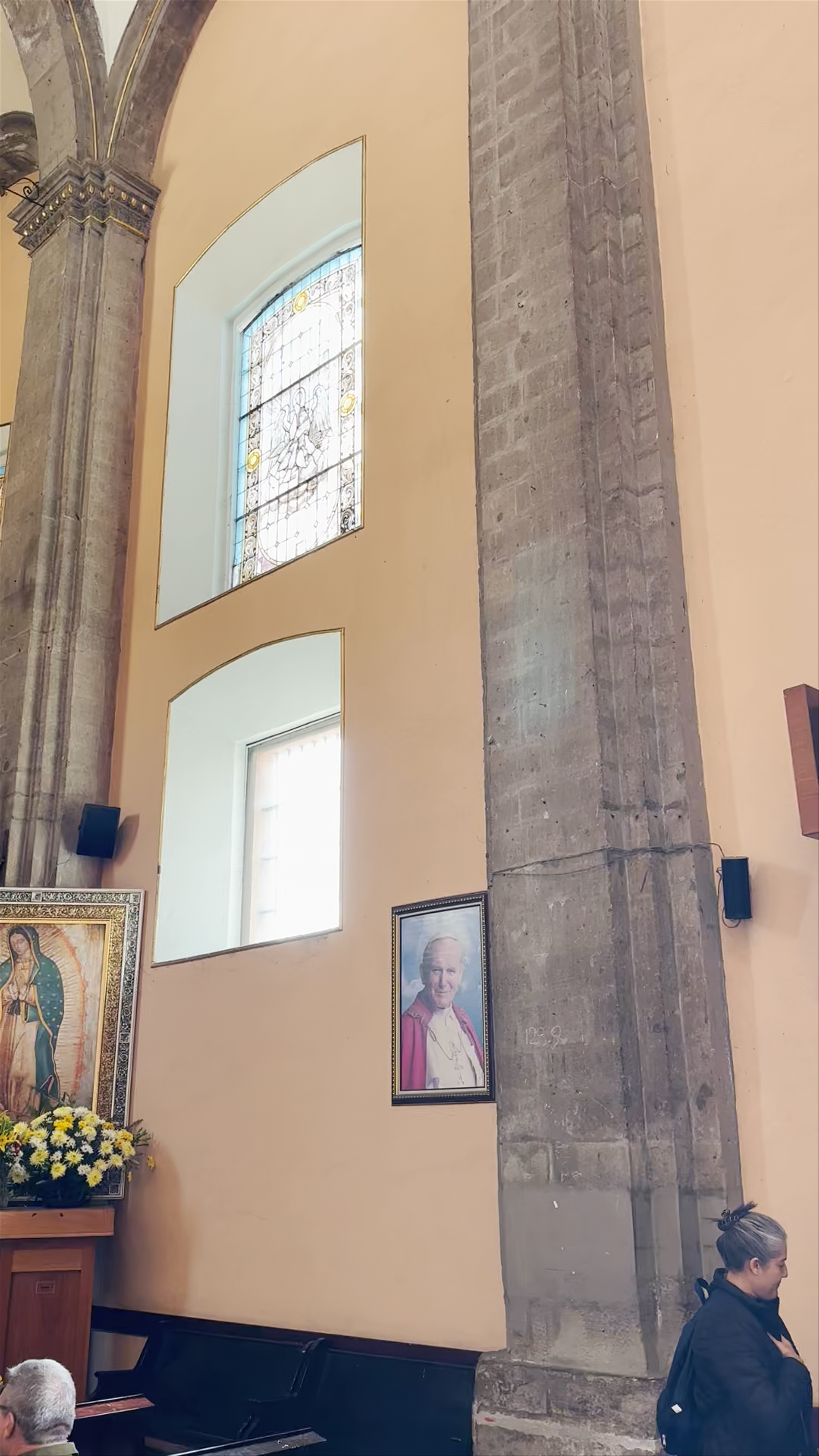 Parroquia de Santa María de Guadalupe "Capuchinas" - Sacred Tranquility in Mexico City
