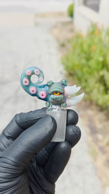 Preview pic of Toothy Tentacle Salt Slide
