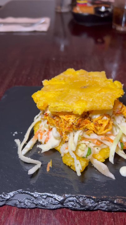 Los Chamos Clt - Venezuelan Near Me - Charlotte, North Carolina