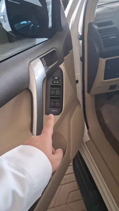 تويوتا برادو TXL 2022