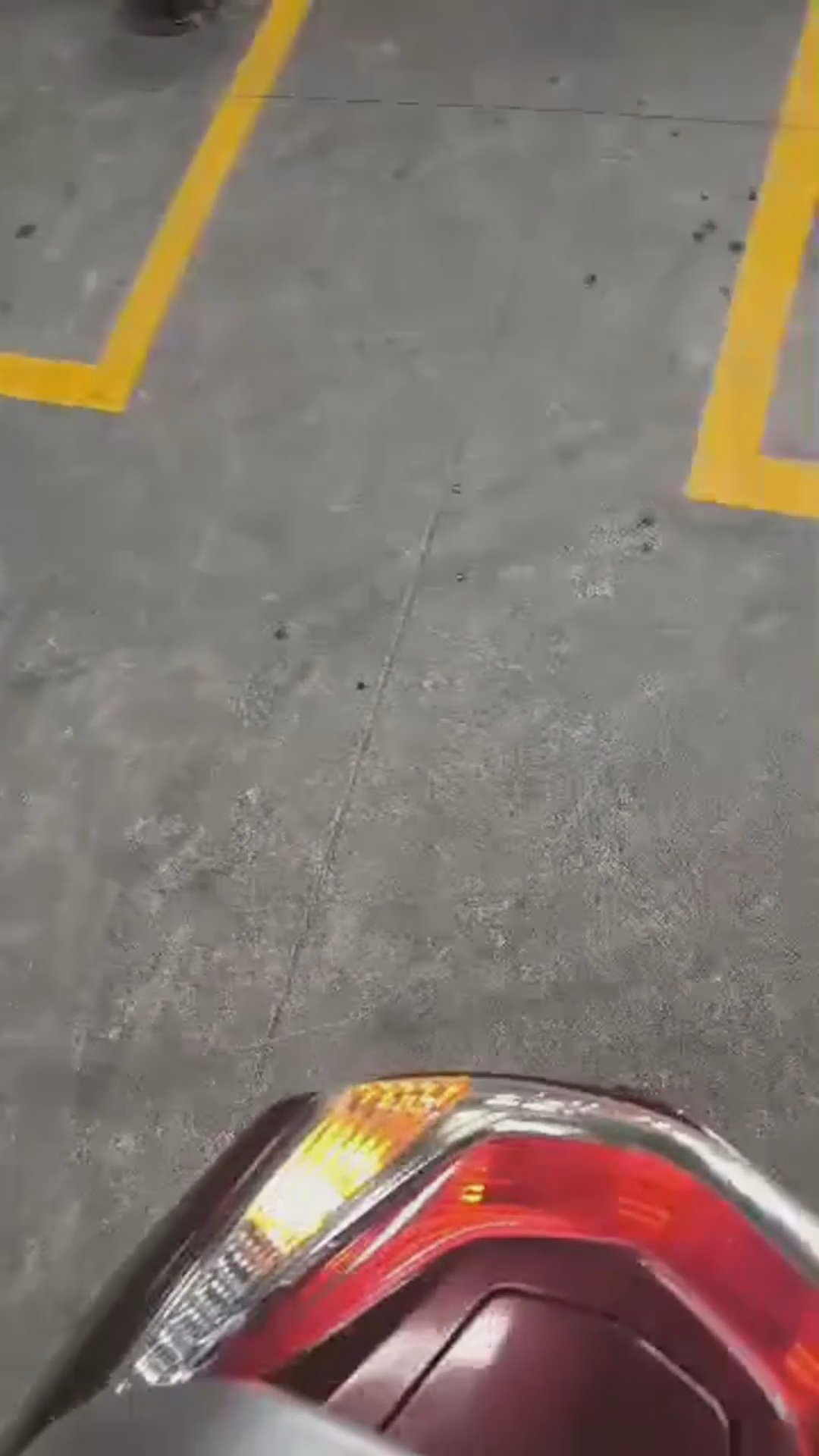 Walk-around video thumbnail