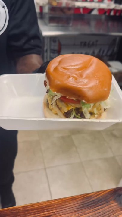 Soflo Chicken And Grill - Soul Food Near Me - Sunrise, Florida