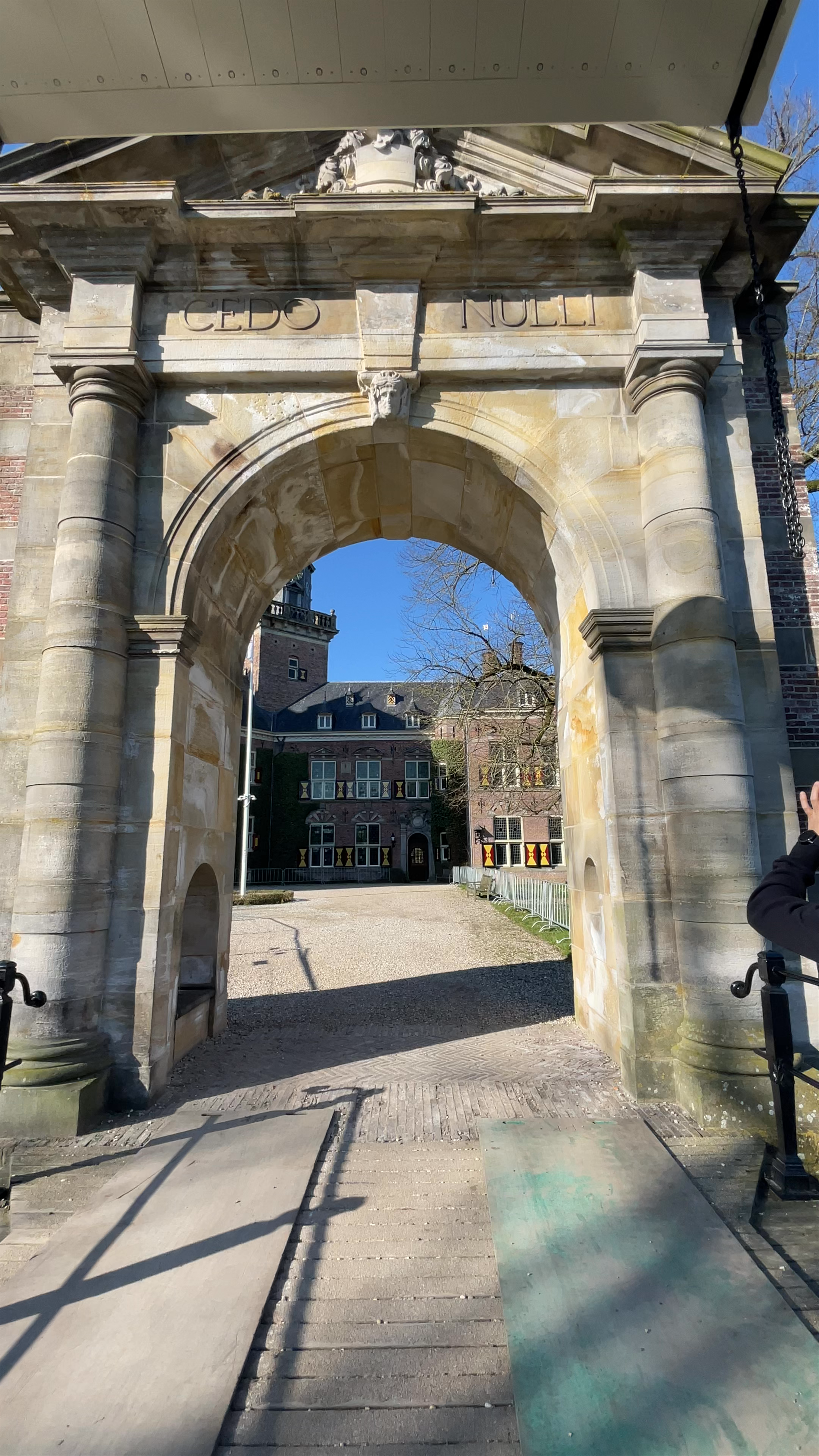 Exploring Nijenrode Castle: A Dutch Heritage Gem in Breukelen
