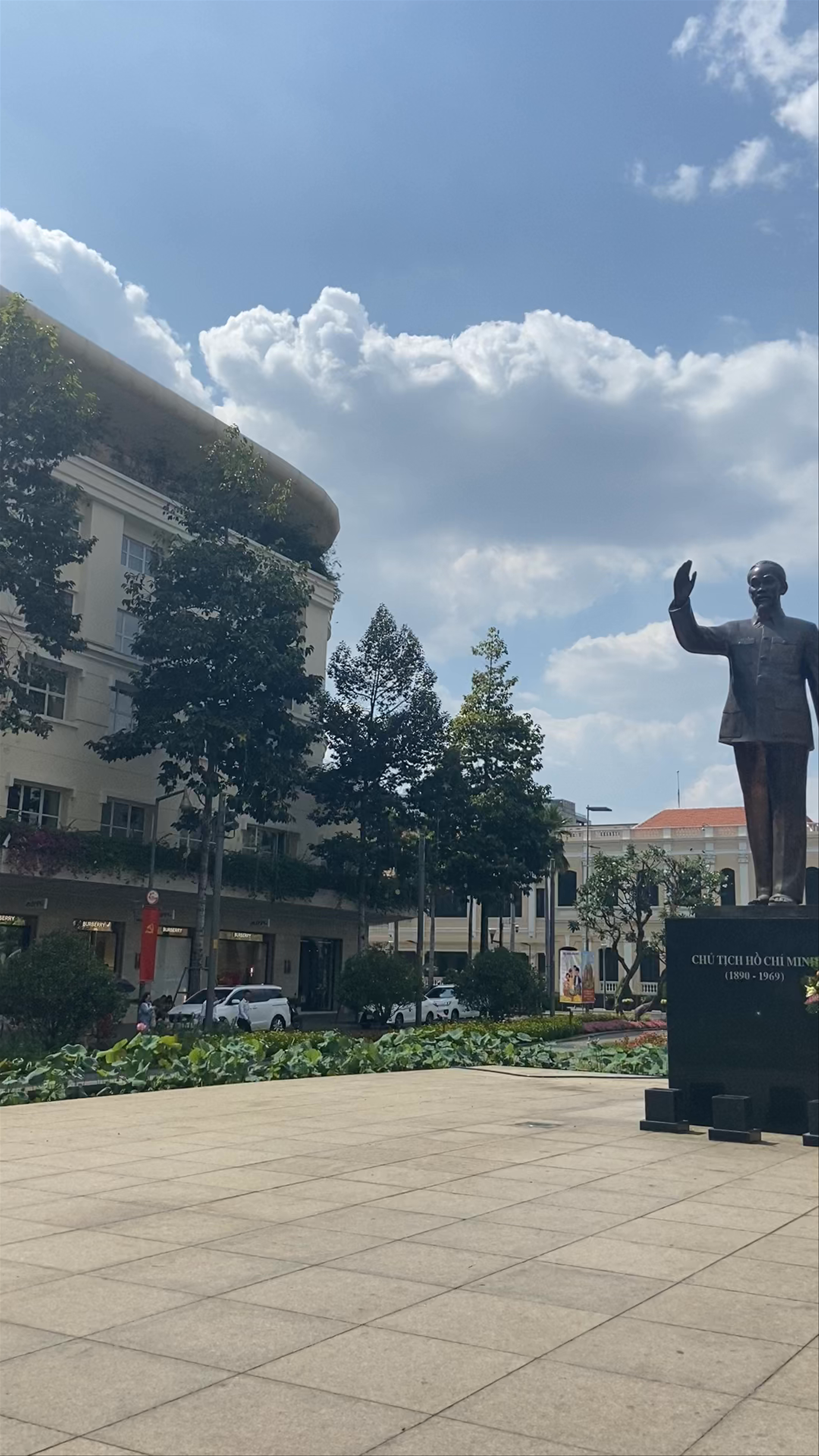 Ho Chi Minh Statue