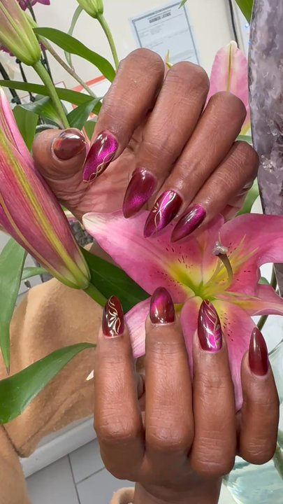 Sunday Nails Spa - Nail Salons Near Me - Chicago, Illinois