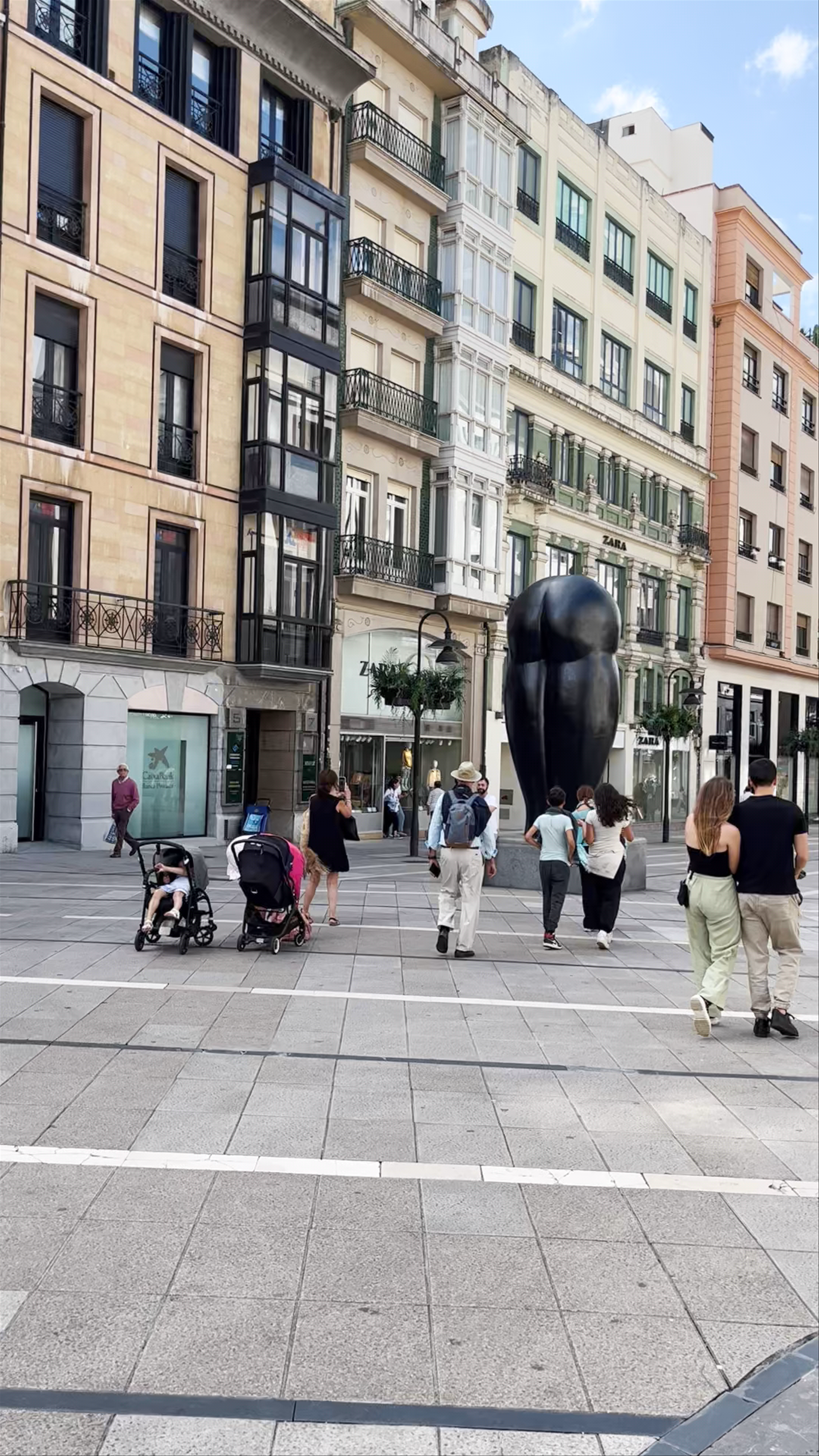 Teatro Campoamor & Oviedo City Center Stroll