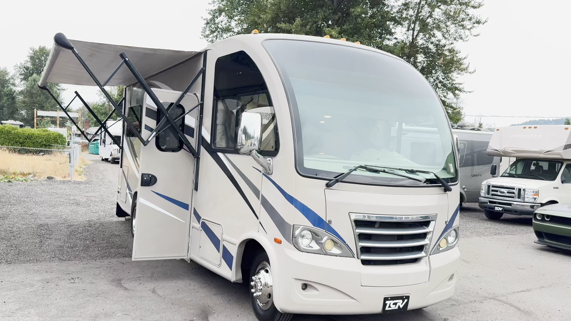 Truck City RV - #20525 - 2016 Thor Axis Motorhome