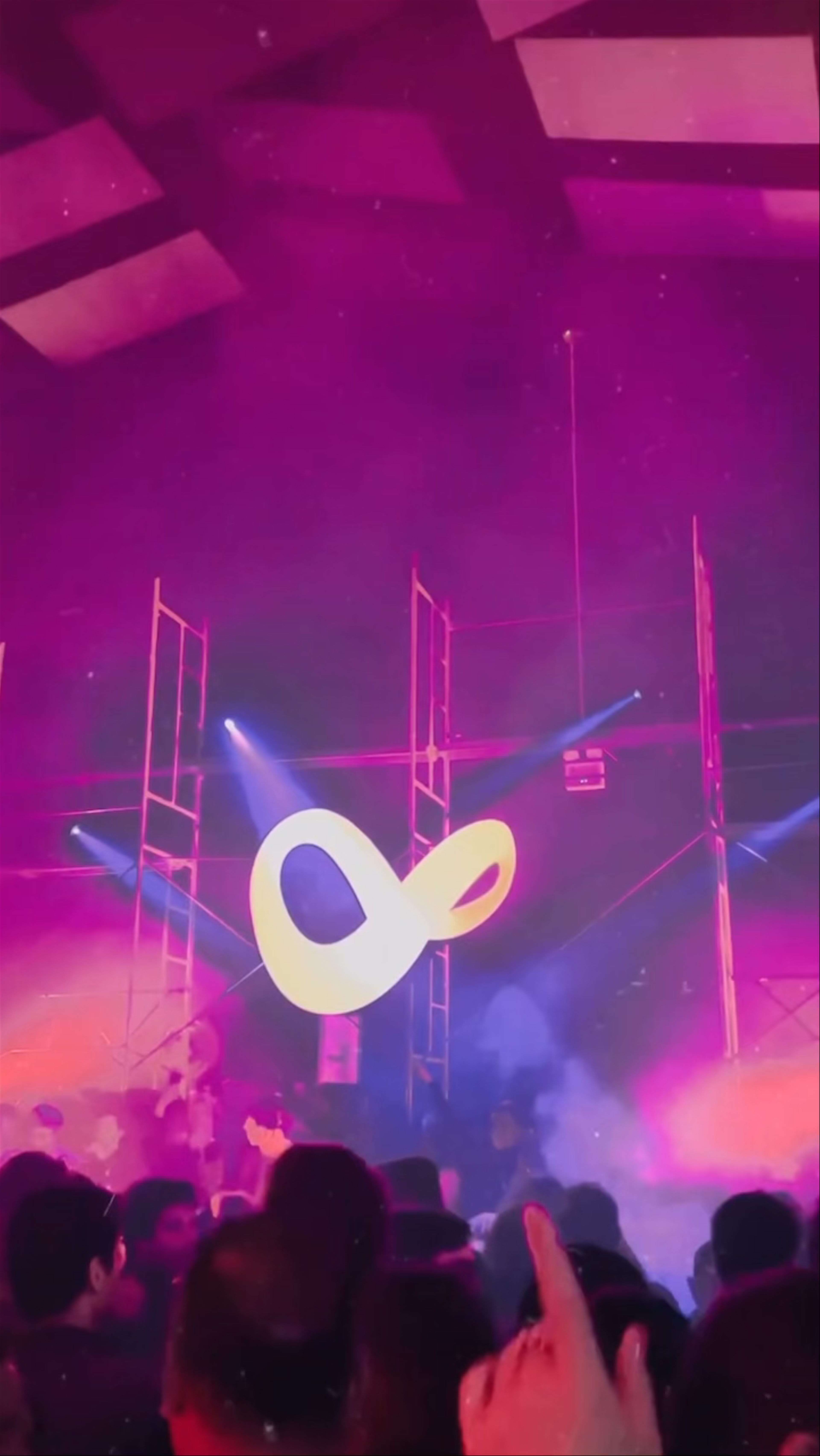 LX Factory Nightlife: Vibrant Party Scene in Lisbon