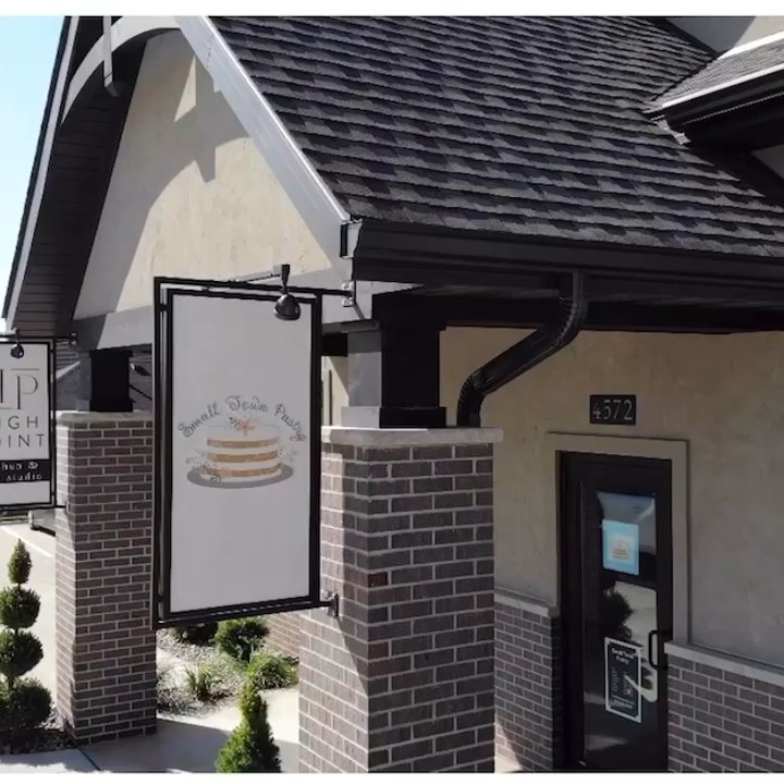 Small Town Pastry Cafe - Small Town Pastry Exterior https://smalltownpastry.com/ - Bakeries Near Me - Bettendorf, Iowa
