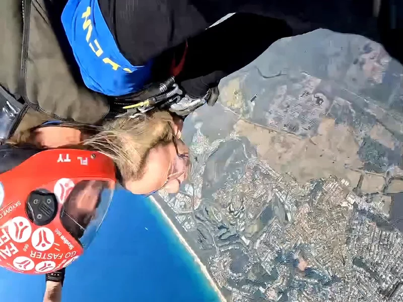 Skydive Australia experience clip
